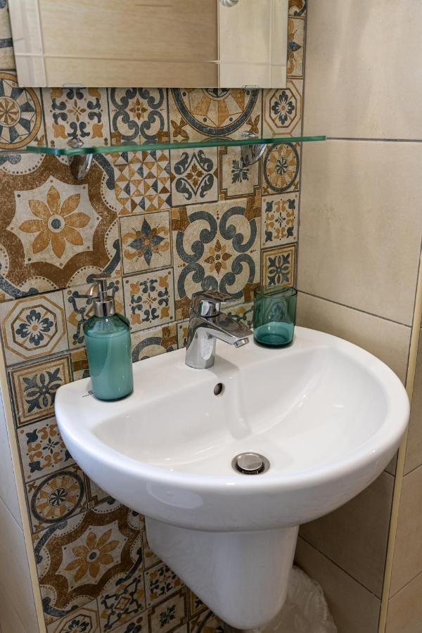 Ferrovia Guest house
