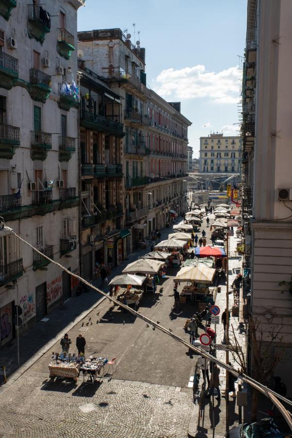 Ferrovia 3* Naples